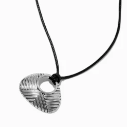 Silver-tone Hammered Coin Pendant Necklace